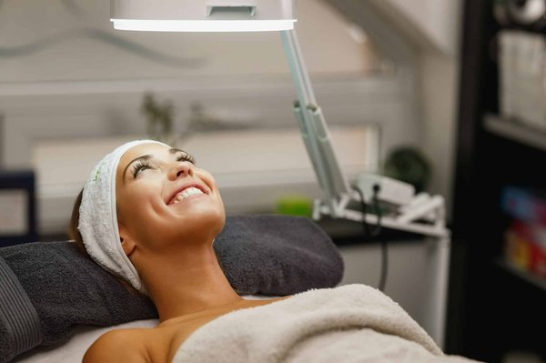 How Can Real Estate Development Contribute to the Revitalization of UK Seaside Towns?