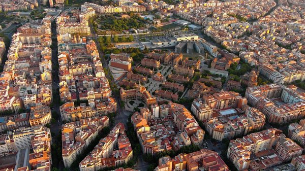 Can the Integration of Health Informatics in Clinics Improve Patient Engagement and Outcomes?